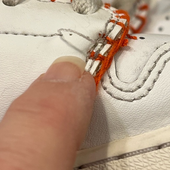 Nike Air Jordan 1 Mid SE GS White Teal Retro DM6218-100 Size 6Y UK  5.5 EUR 38.5 - Picture 7 of 15